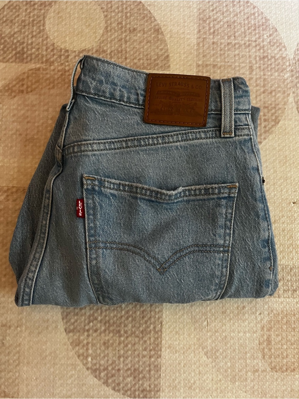Levi's Women’s  Light Blue 70’s Straight Jeans